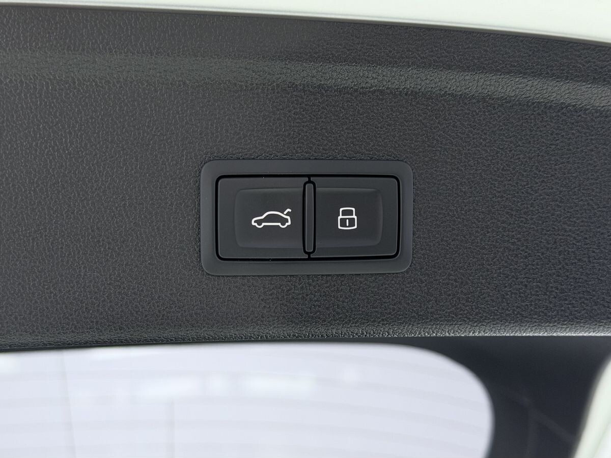 Audi A3 2022 - фото автомобиля