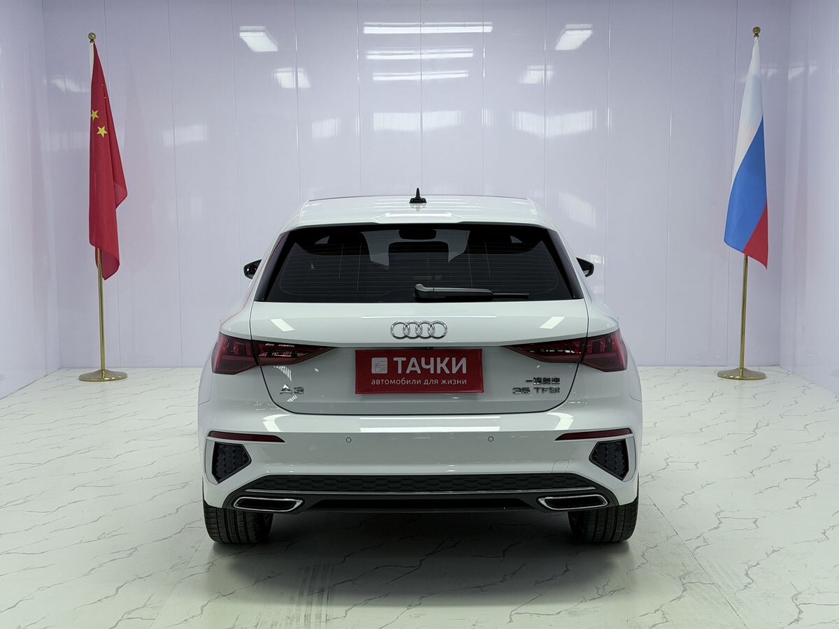 Audi A3 2022 - фото автомобиля