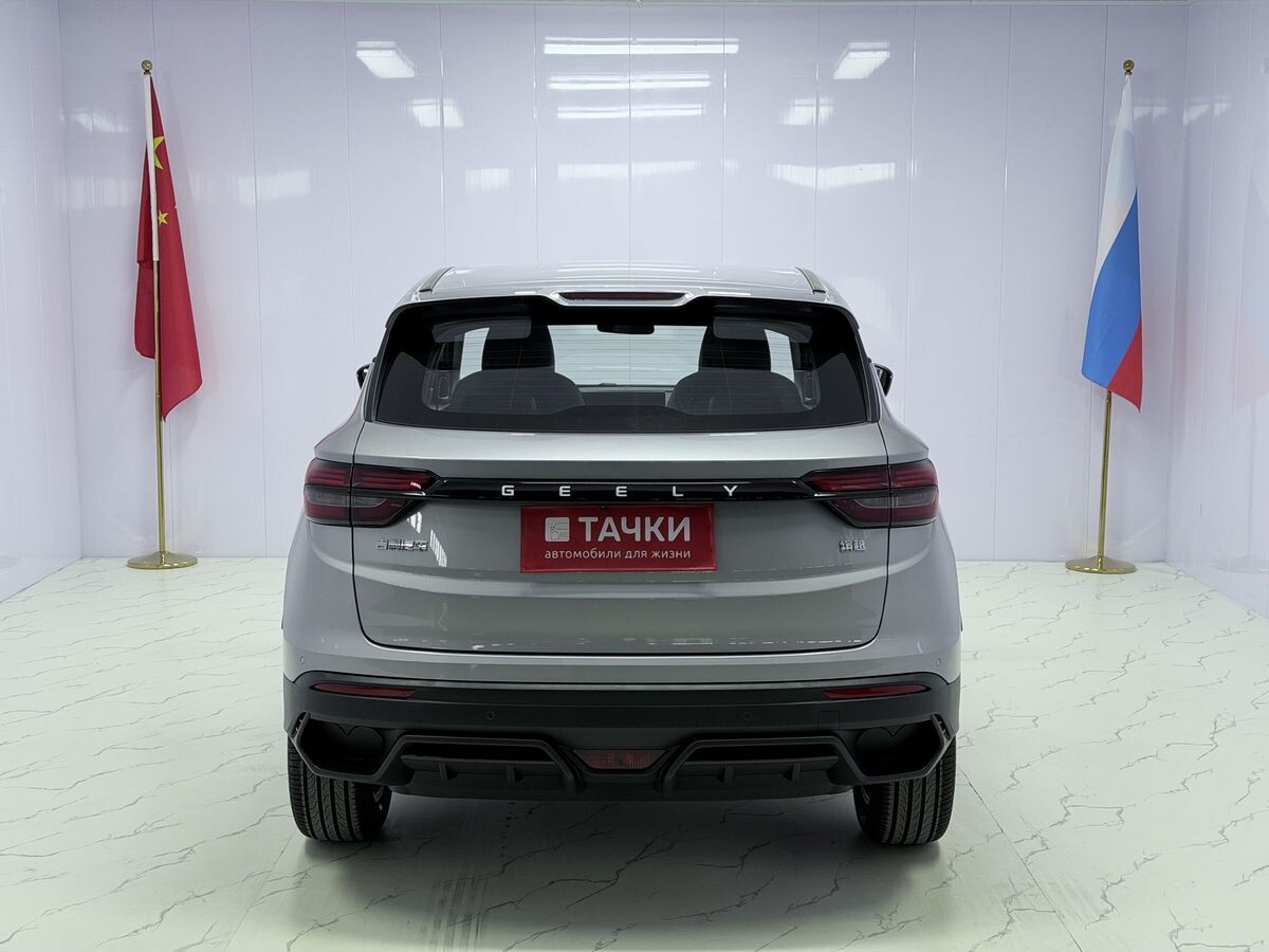 Geely Coolray 2025 - фото автомобиля