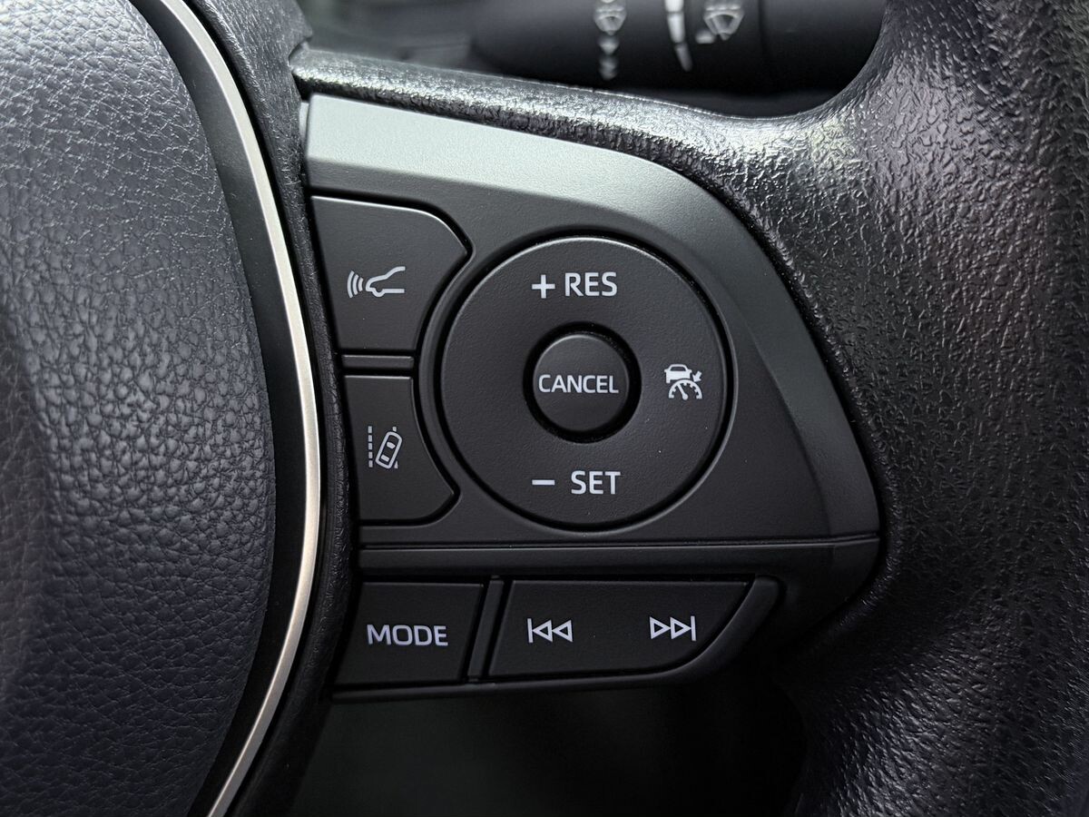 Toyota Corolla 2023 - фото автомобиля