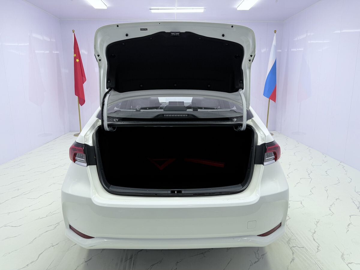 Toyota Corolla 2023 - фото автомобиля