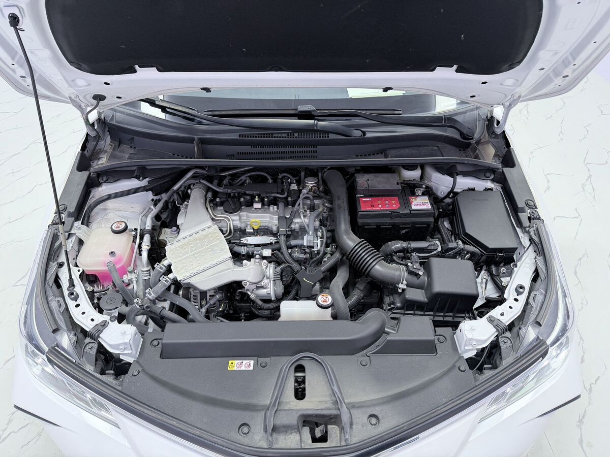 Toyota Corolla 2023 - фото автомобиля