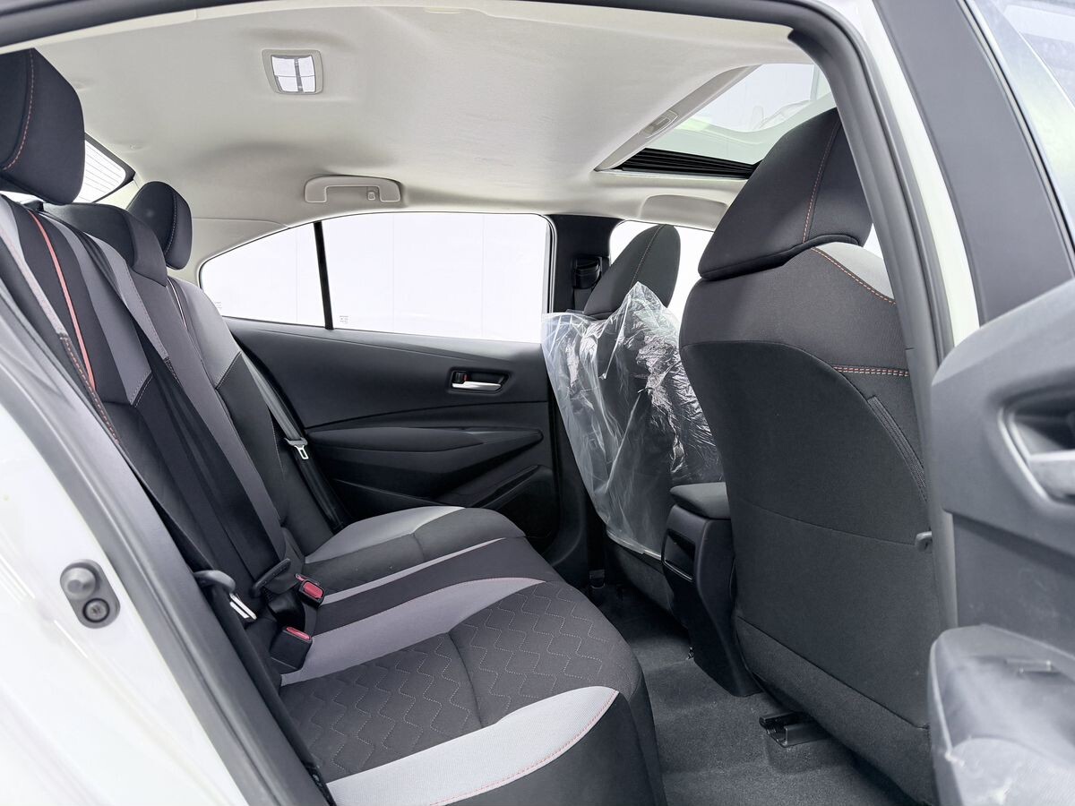 Toyota Corolla 2023 - фото автомобиля