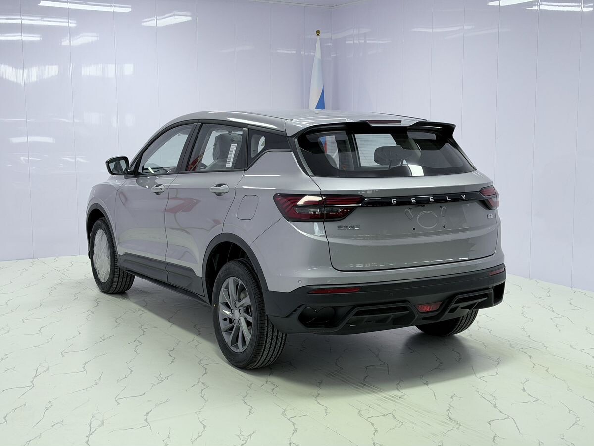 Geely Coolray 2025 - фото автомобиля