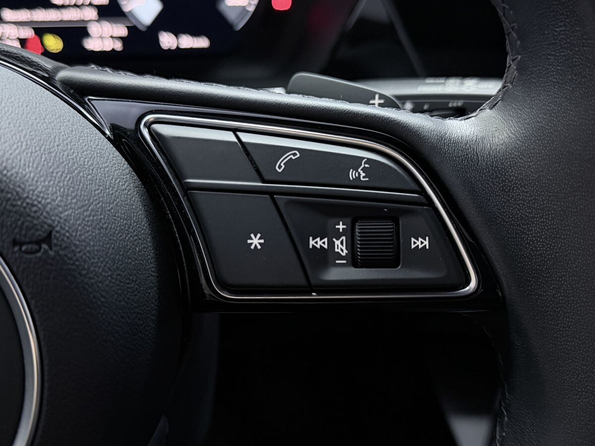 Audi A3 2023 - фото автомобиля