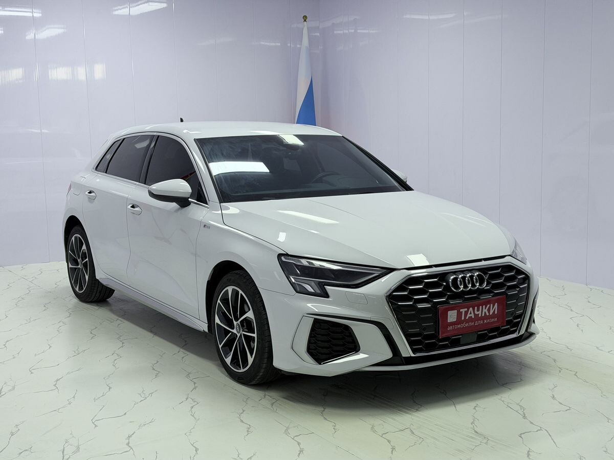 Audi A3 2023 - фото автомобиля