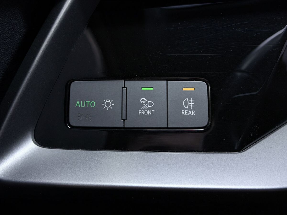 Audi A3 2023 - фото автомобиля