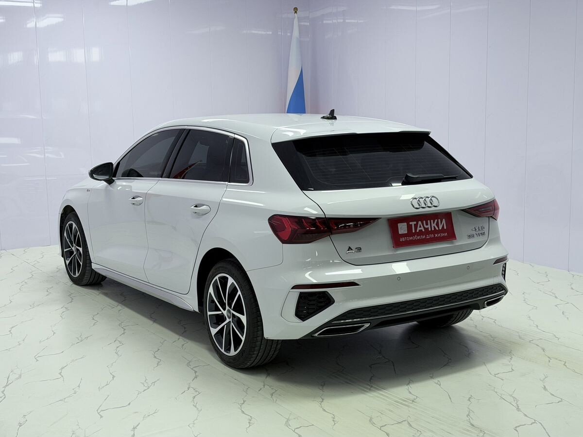 Audi A3 2023 - фото автомобиля
