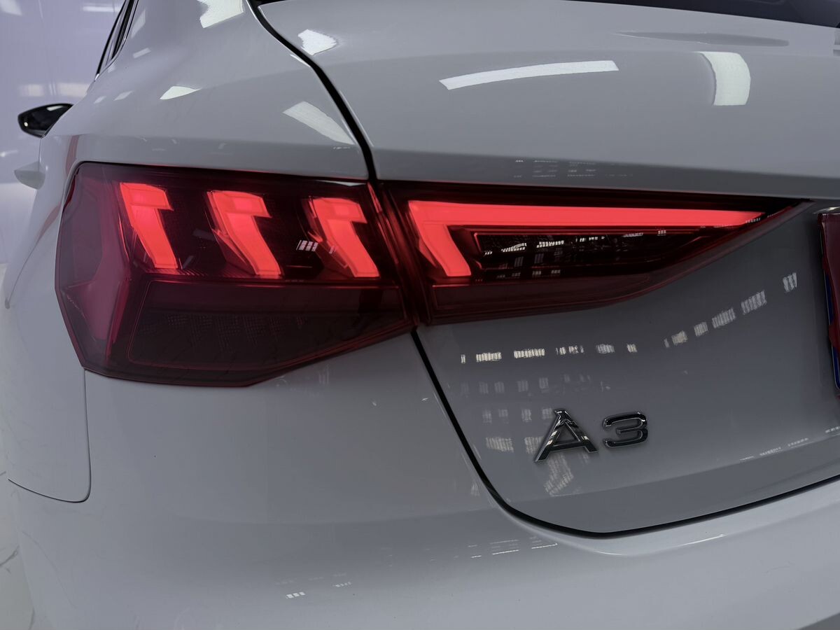 Audi A3 2023 - фото автомобиля