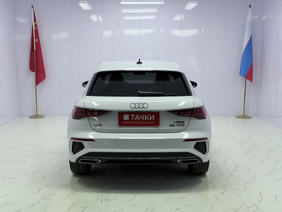 Audi A3 2023 - фото автомобиля