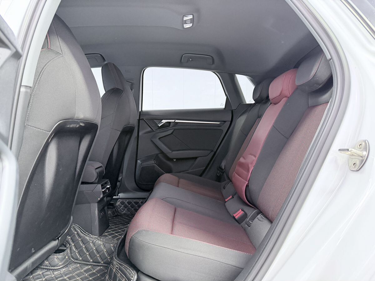 Audi A3 2023 - фото автомобиля