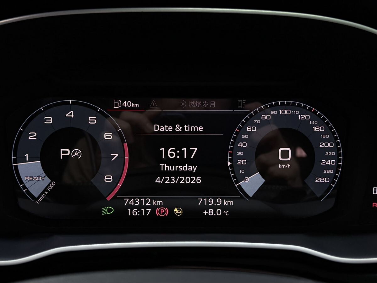 Audi Q3 2021 - фото автомобиля