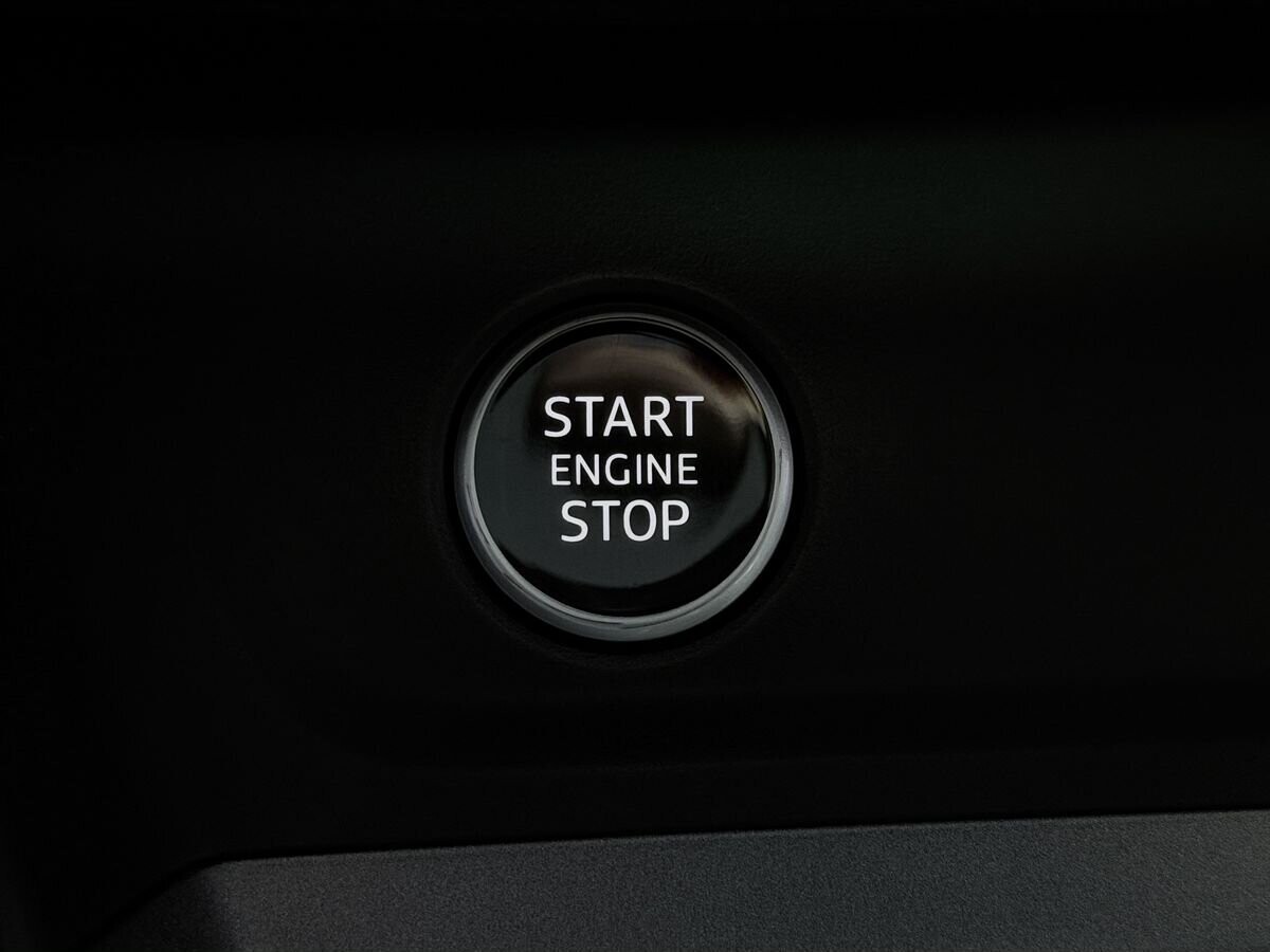 Audi Q3 2021 - фото автомобиля