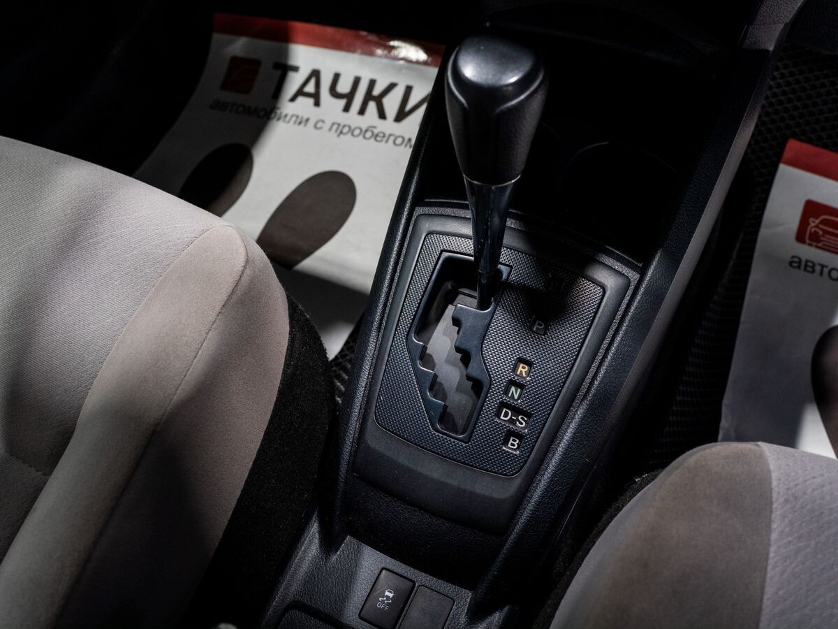 Toyota Corolla Axio 2015 - фото автомобиля