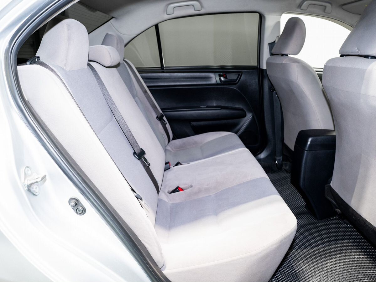 Toyota Corolla Axio 2015 - фото автомобиля