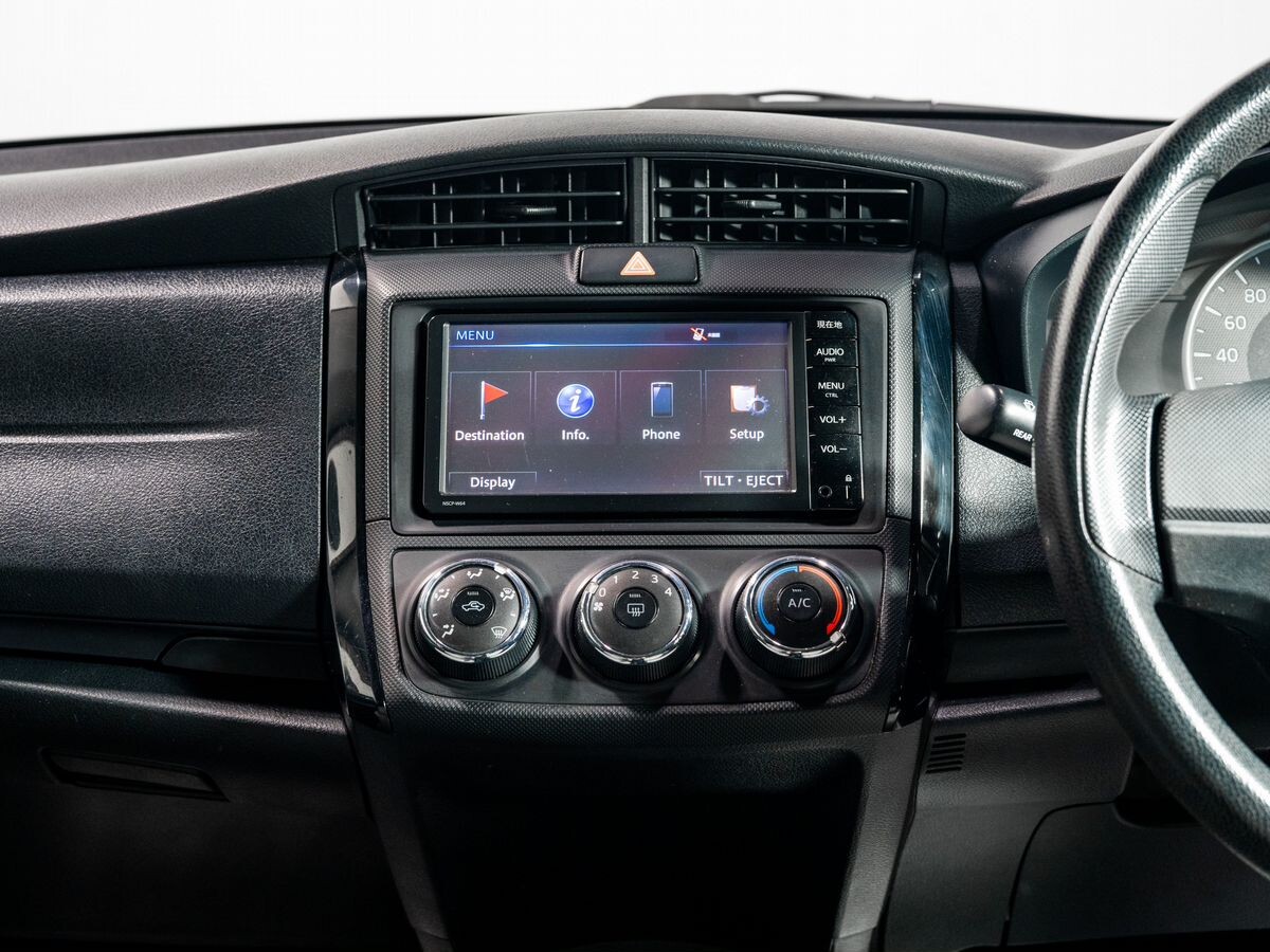 Toyota Corolla Axio 2015 - фото автомобиля