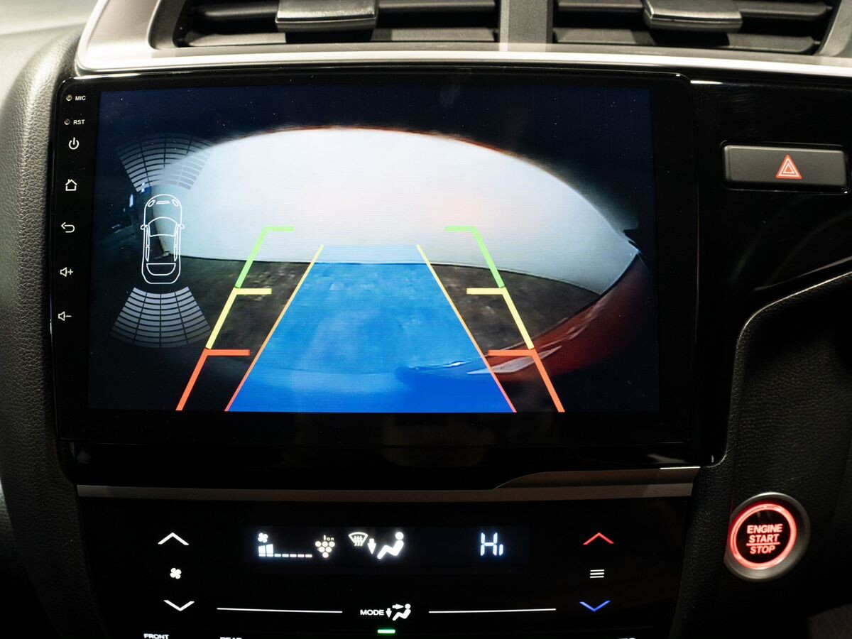 Honda Fit 2017 - фото автомобиля