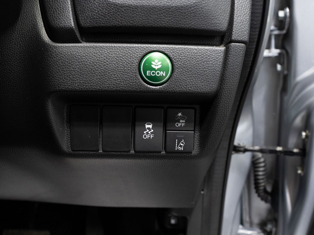 Honda Fit 2017 - фото автомобиля