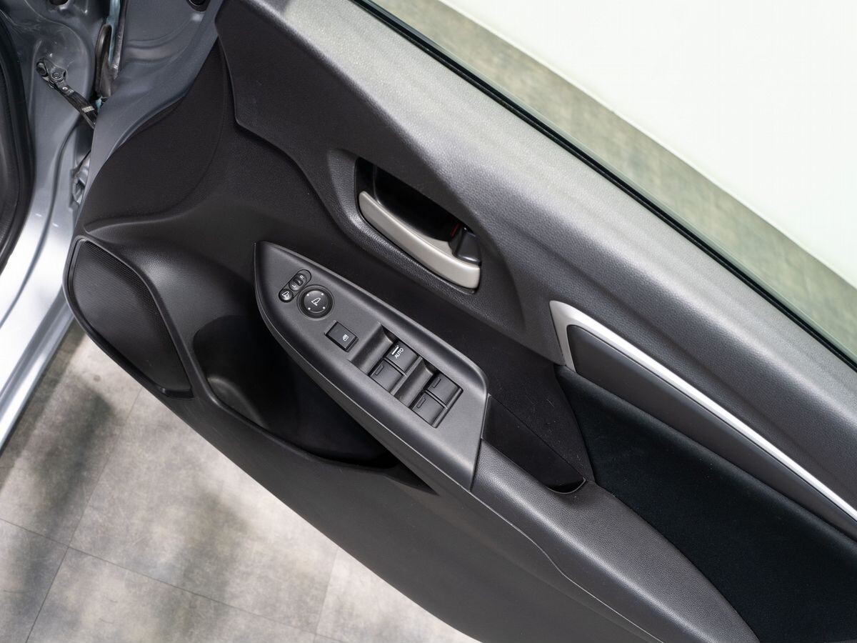 Honda Fit 2017 - фото автомобиля