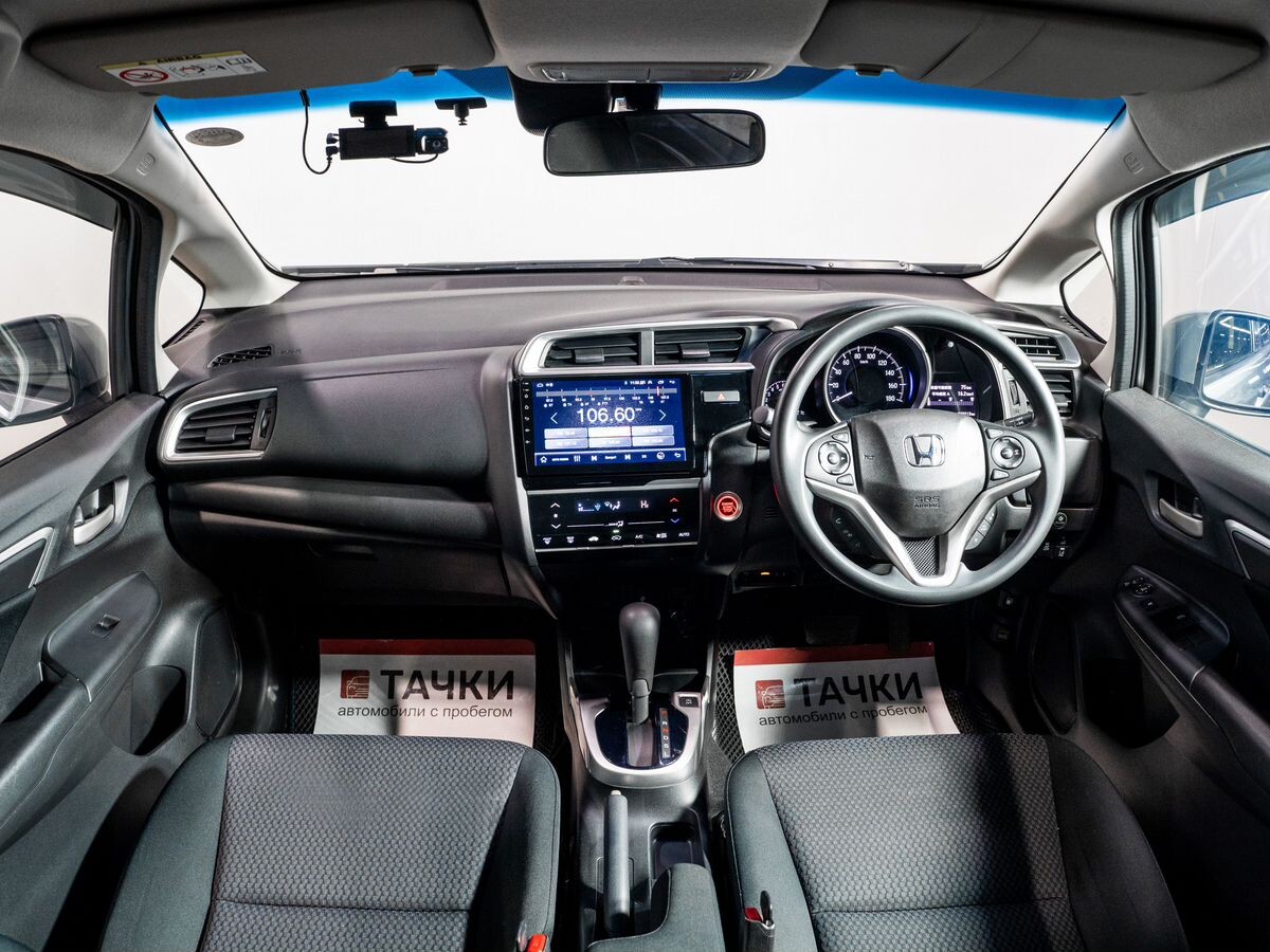 Honda Fit 2017 - фото автомобиля