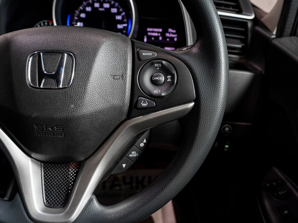 Honda Fit 2017 - фото автомобиля