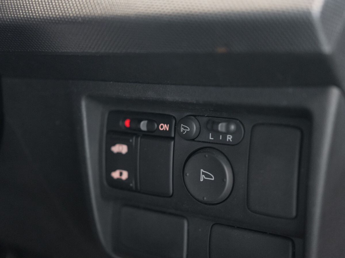 Honda Freed 2009 - фото автомобиля