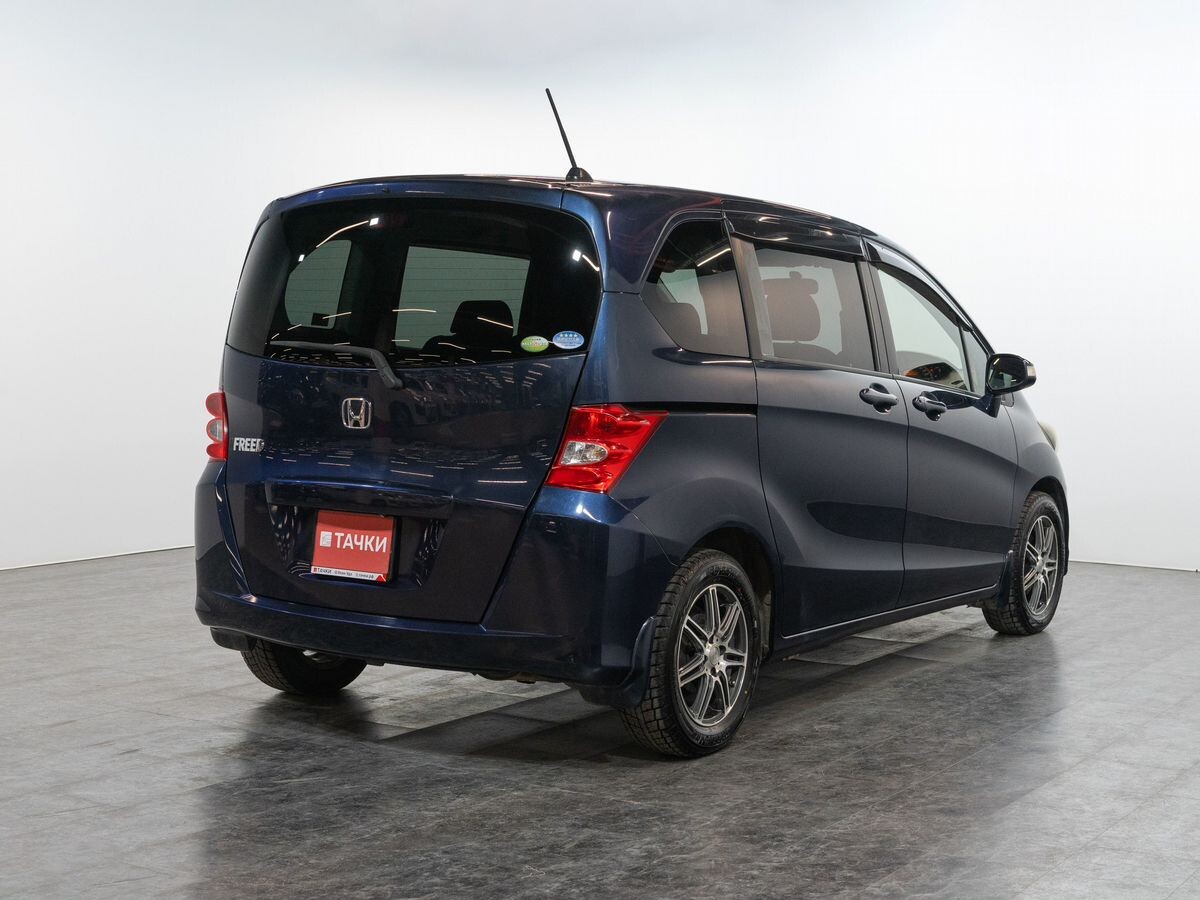 Honda Freed 2009 - фото автомобиля