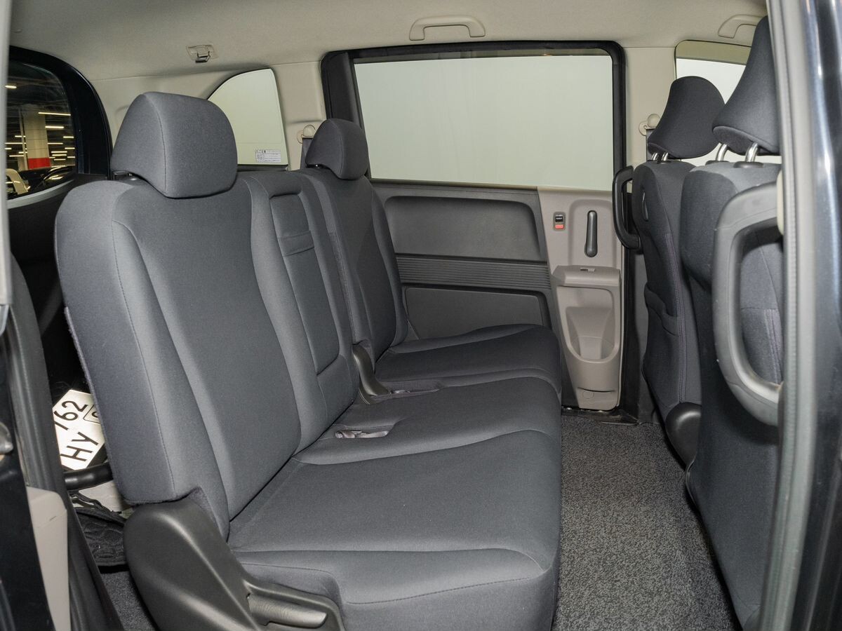 Honda Freed 2009 - фото автомобиля