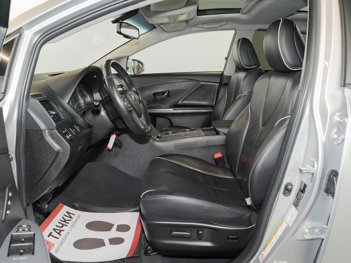 Toyota Venza 2014 - фото автомобиля