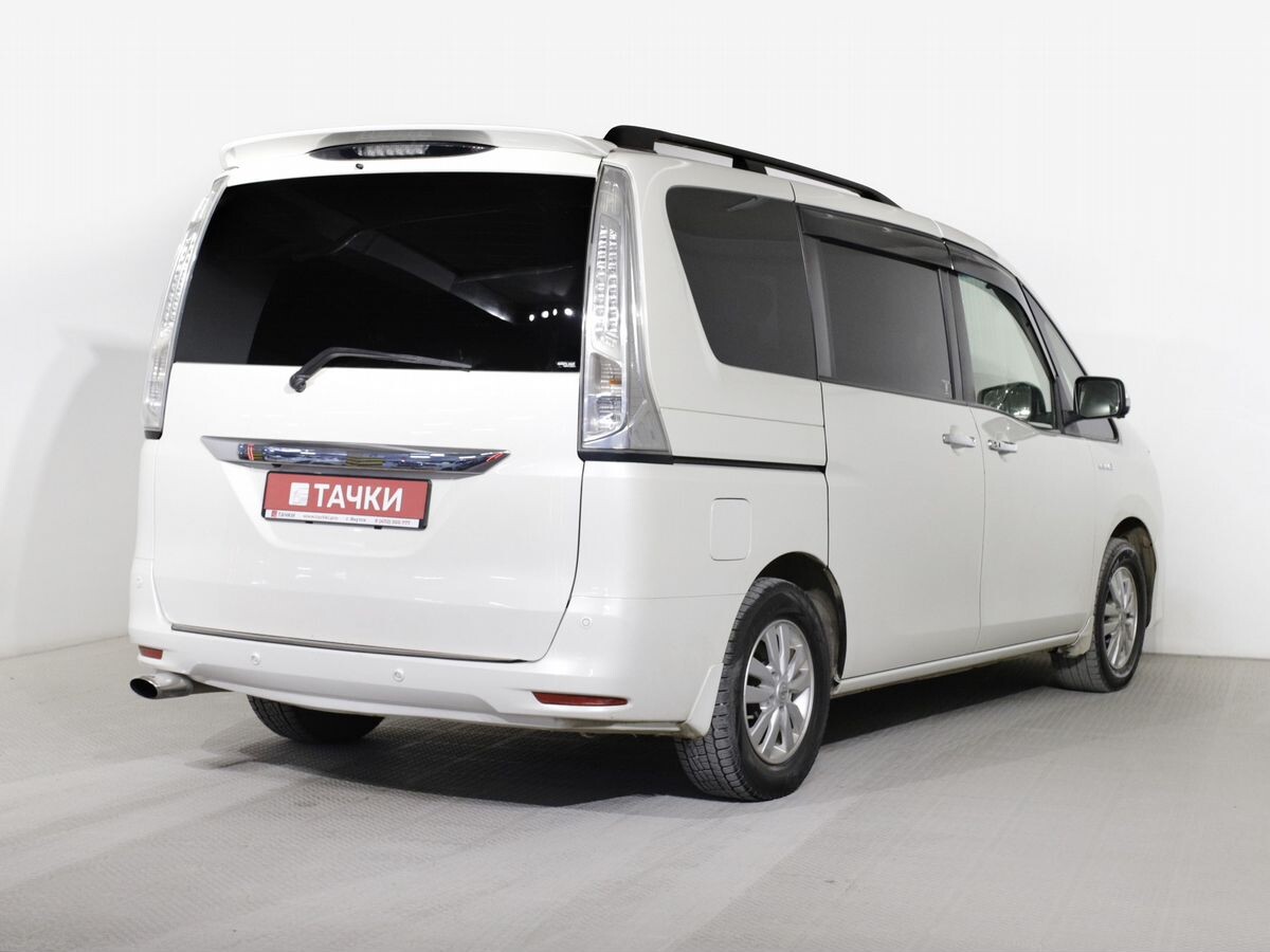 Nissan Serena 2016 - фото автомобиля