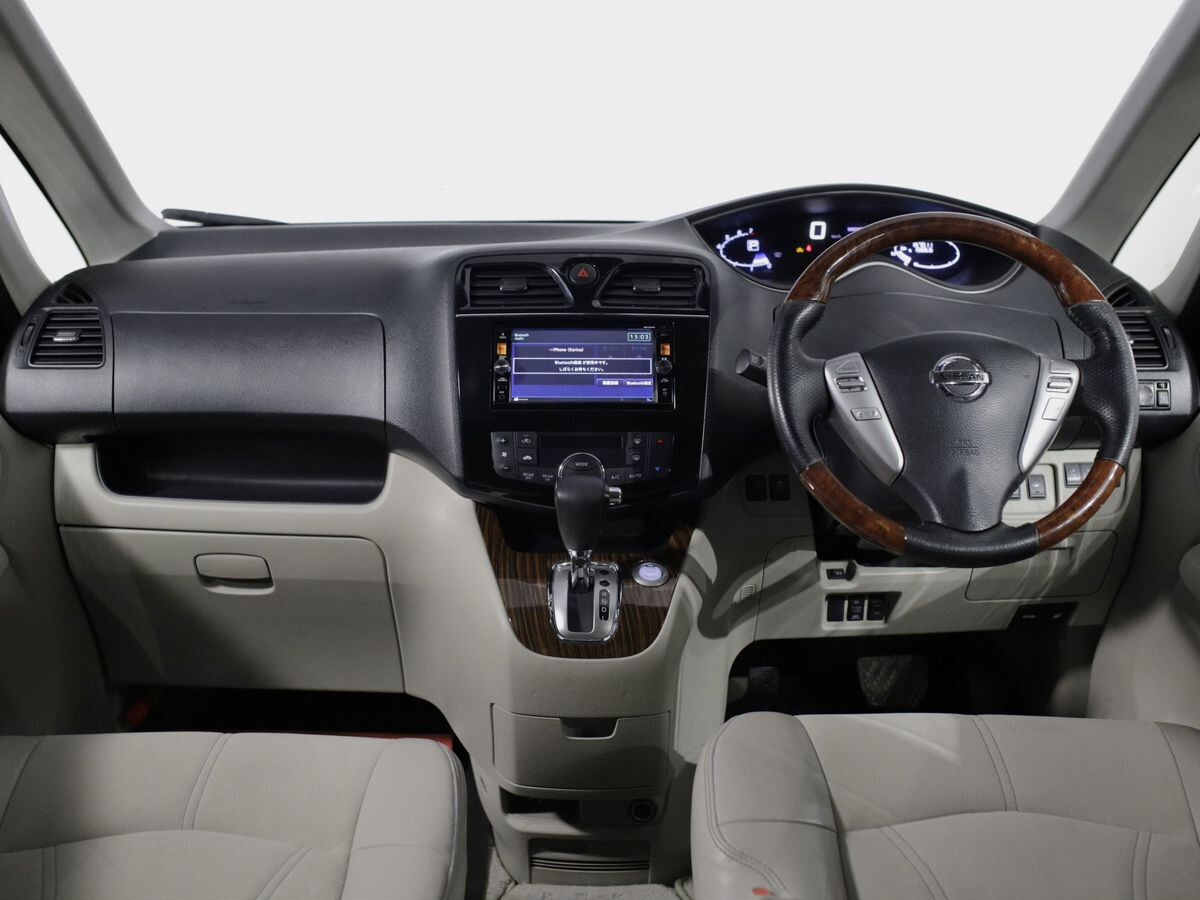 Nissan Serena 2016 - фото автомобиля