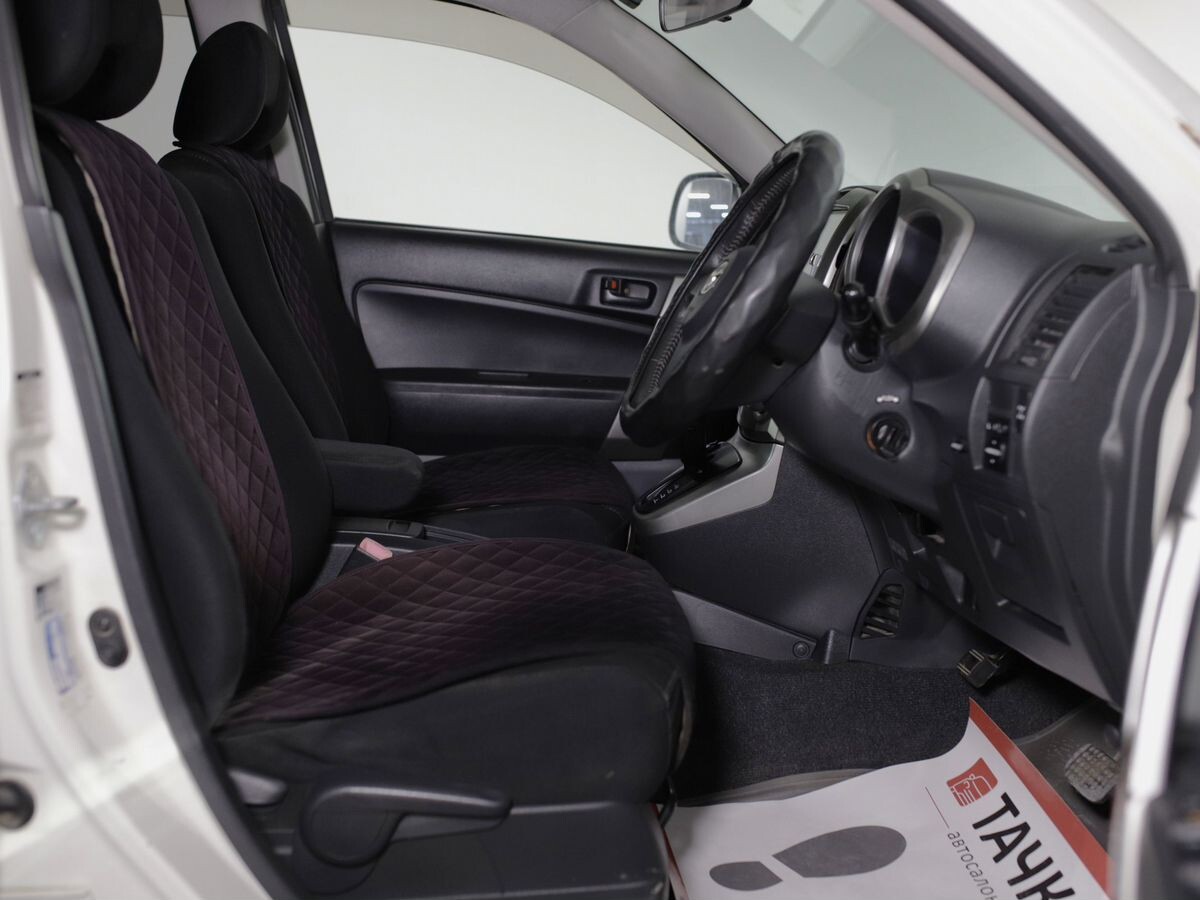 Toyota Rush 2006 - фото автомобиля