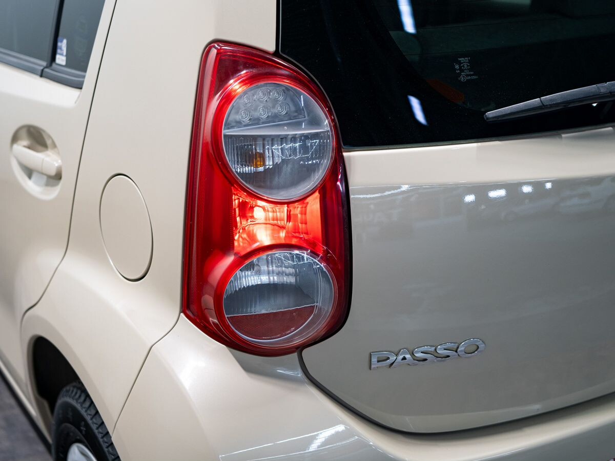 Toyota Passo 2011 - фото автомобиля