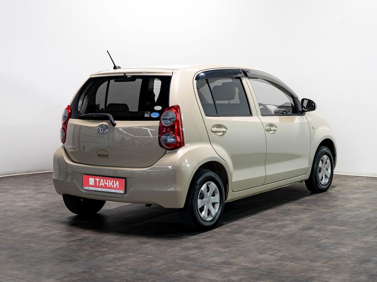 Toyota Passo 2011 - фото автомобиля
