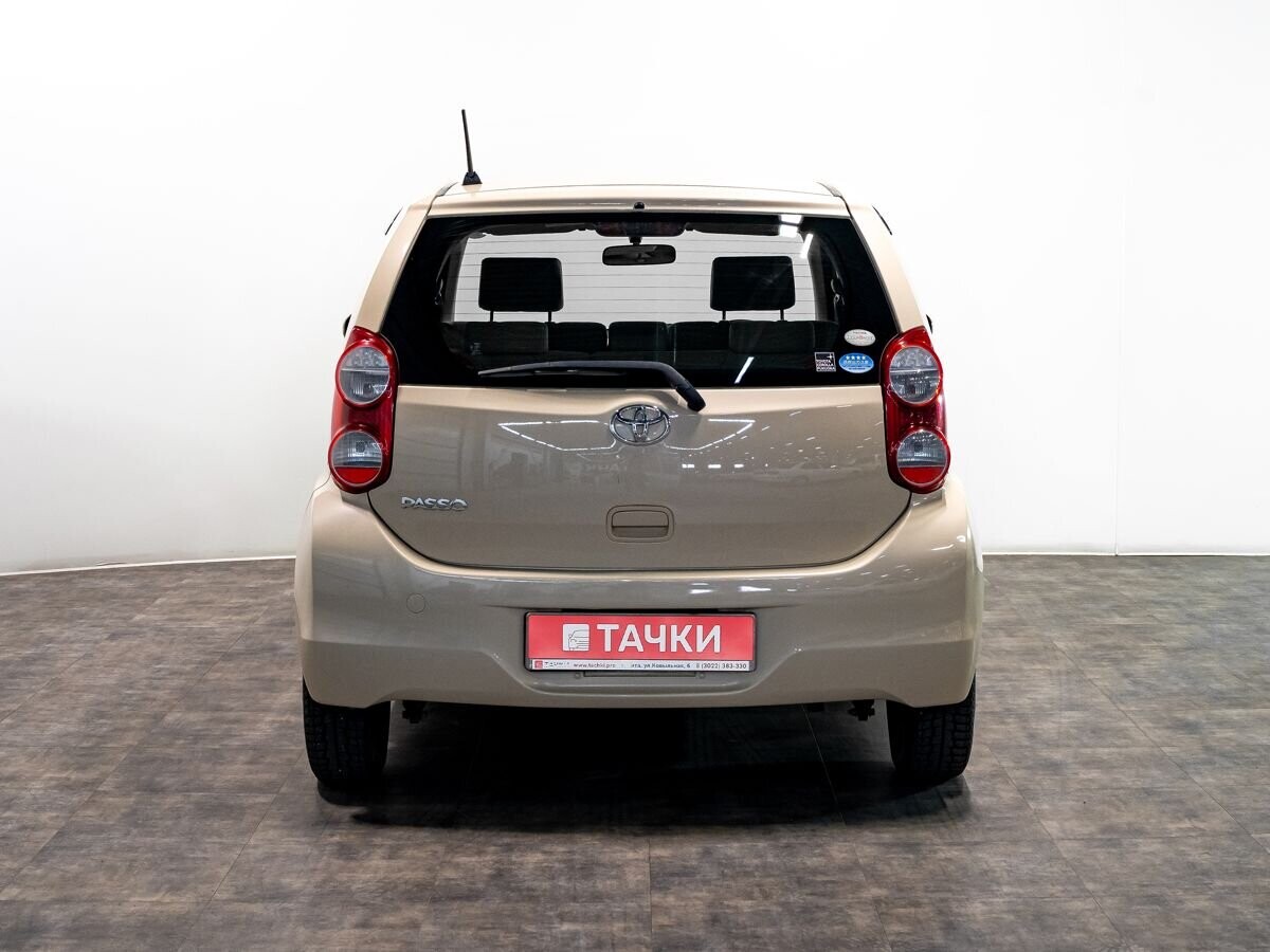 Toyota Passo 2011 - фото автомобиля