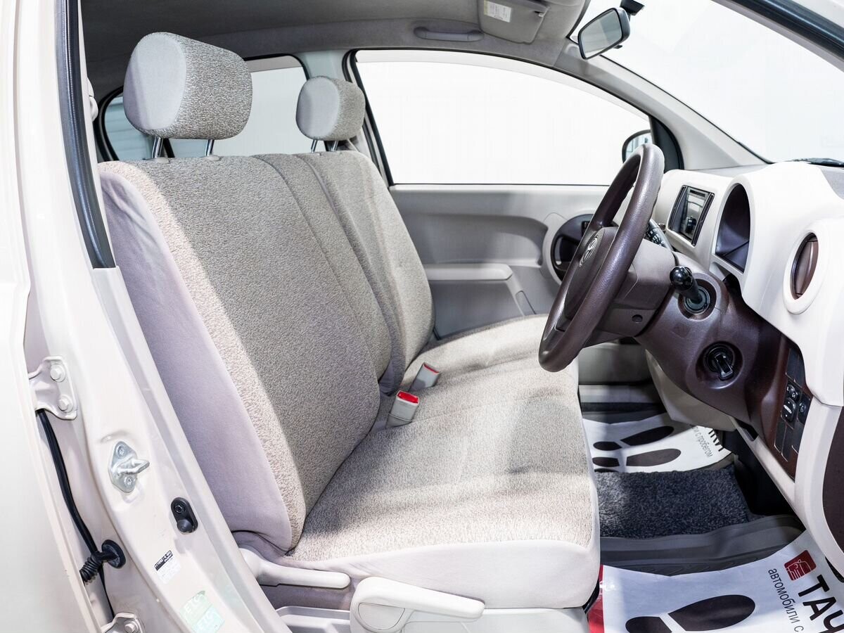 Toyota Passo 2011 - фото автомобиля