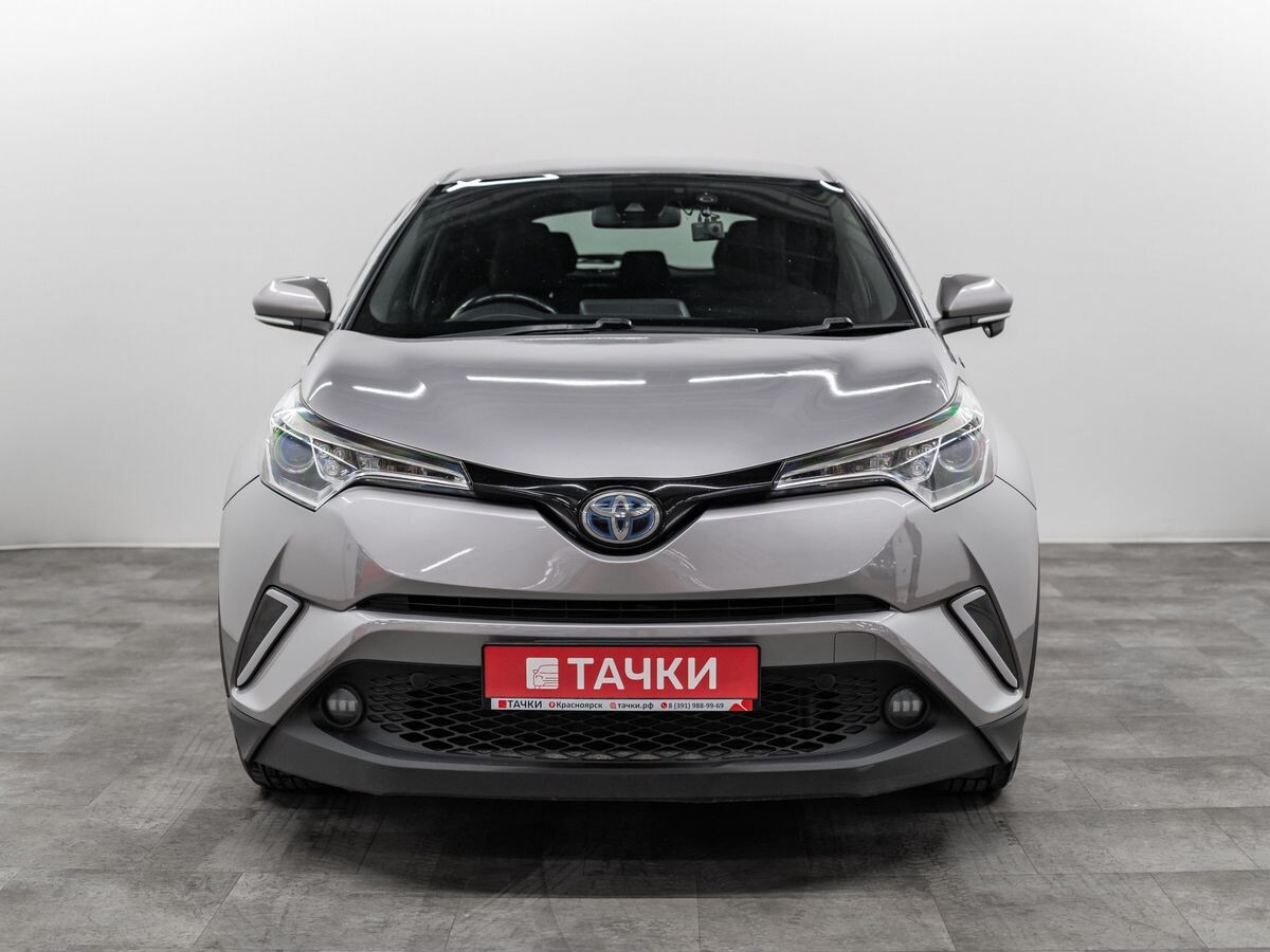 Toyota C-HR 2017 - фото автомобиля