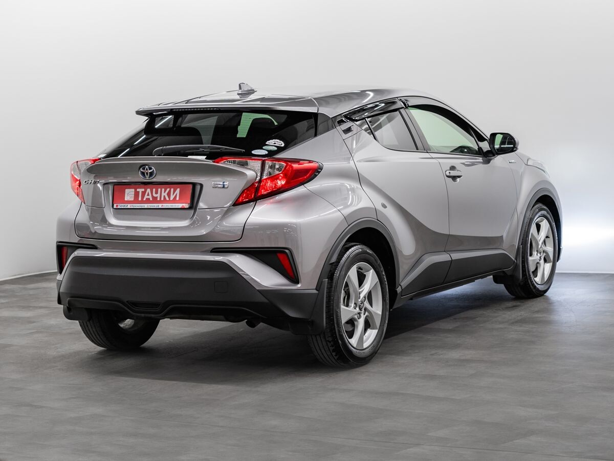 Toyota C-HR 2017 - фото автомобиля
