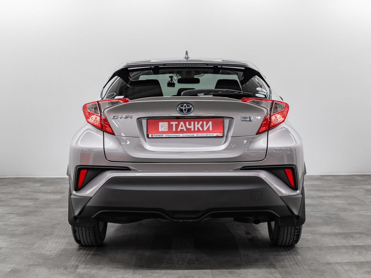 Toyota C-HR 2017 - фото автомобиля