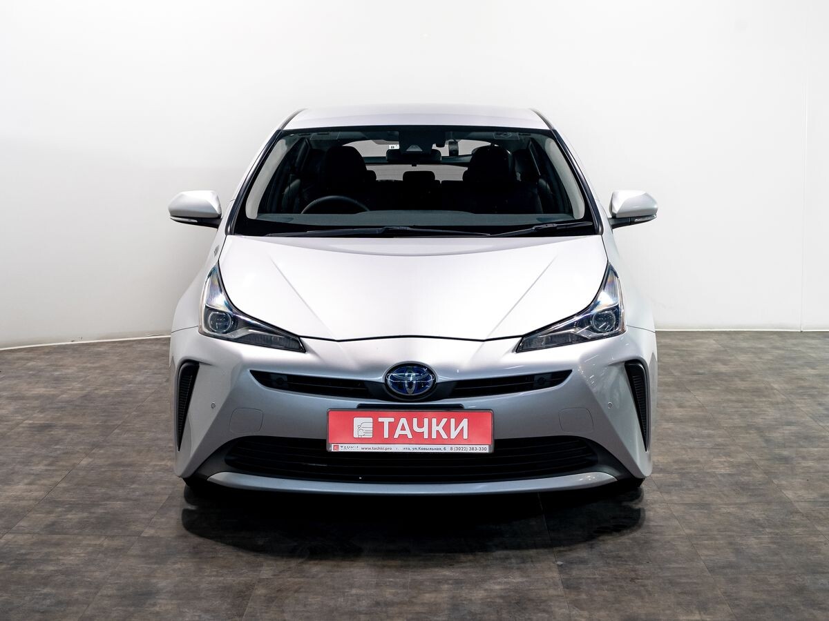 Toyota Prius 2019 - фото автомобиля