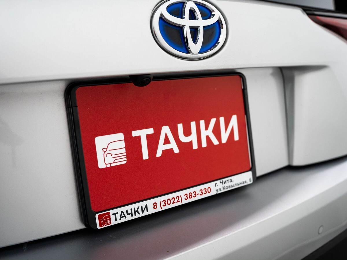 Toyota Prius 2019 - фото автомобиля