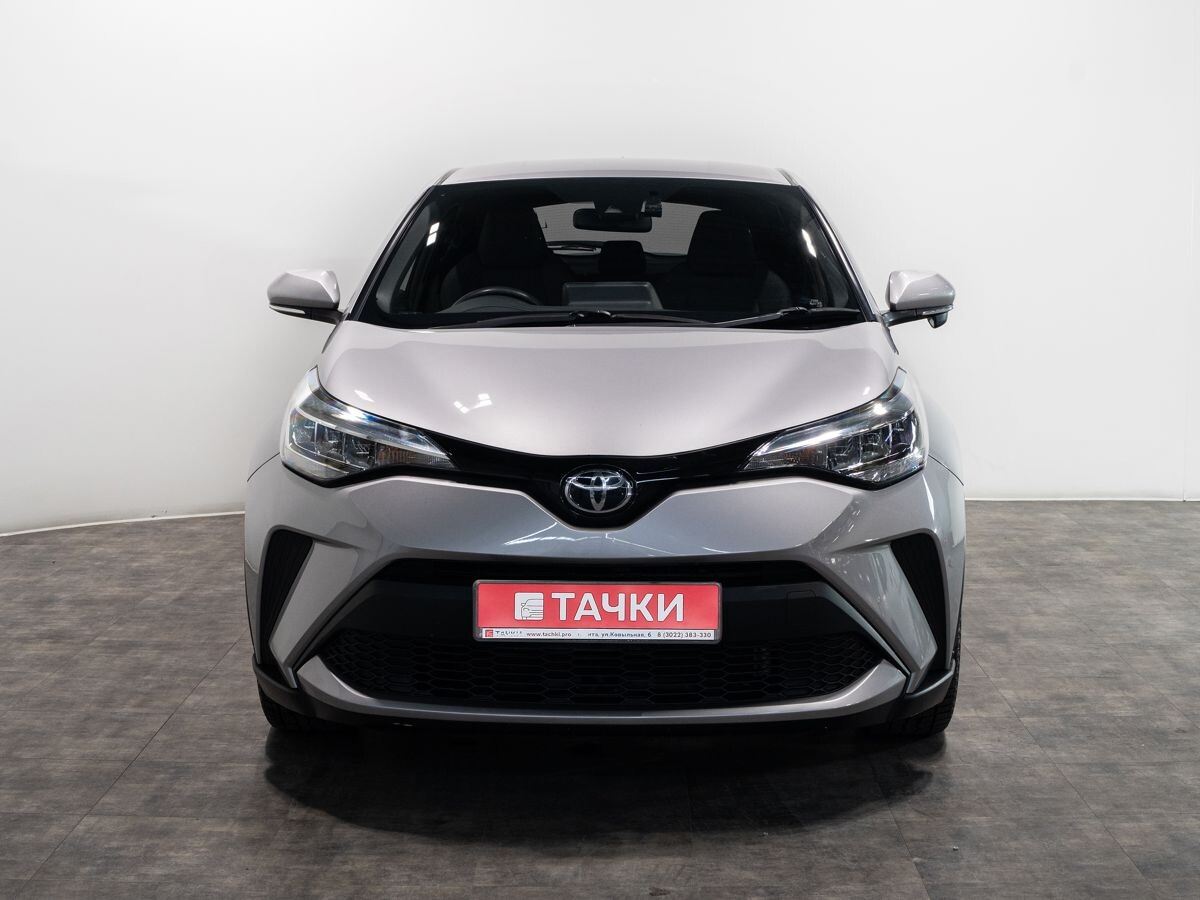 Toyota C-HR 2019 - фото автомобиля