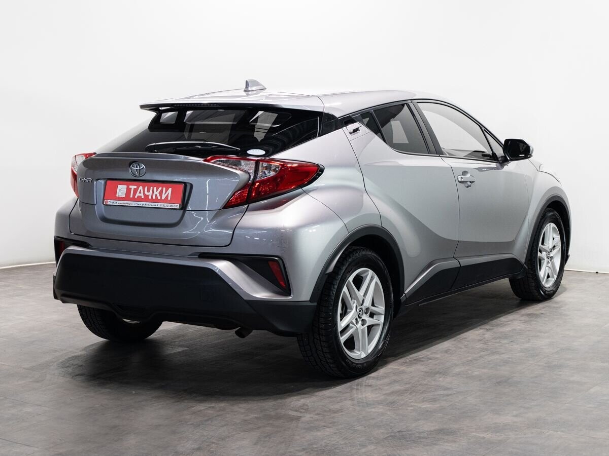 Toyota C-HR 2019 - фото автомобиля