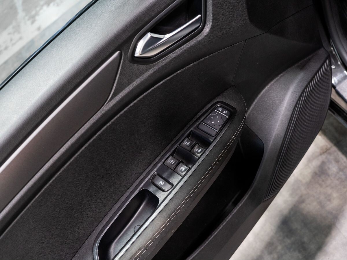 Renault Arkana 2020 - фото автомобиля