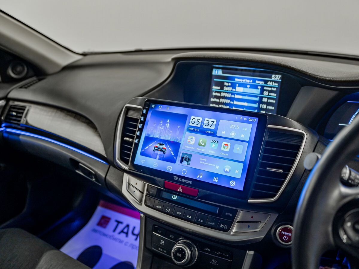 Honda Accord 2013 - фото автомобиля