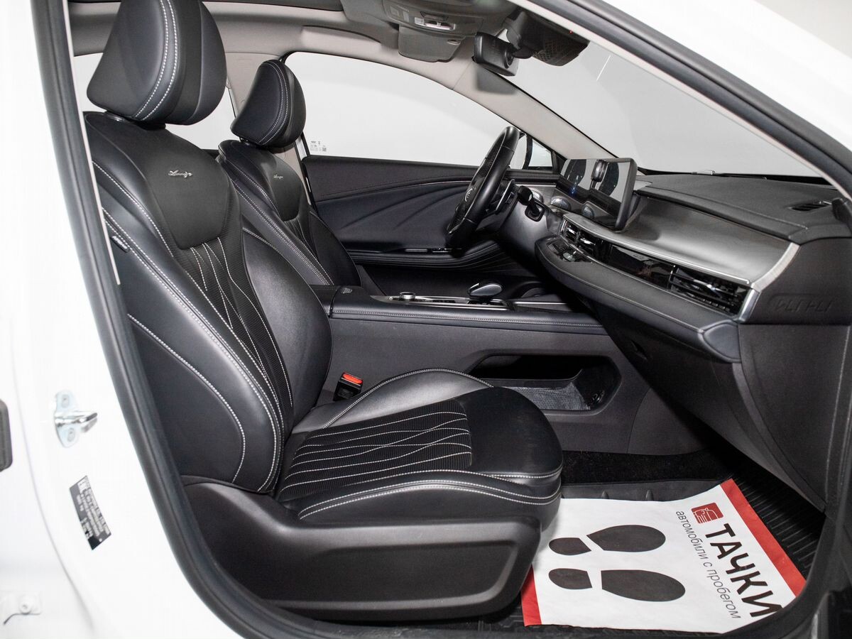 Chery Arrizo 8 2023 - фото автомобиля