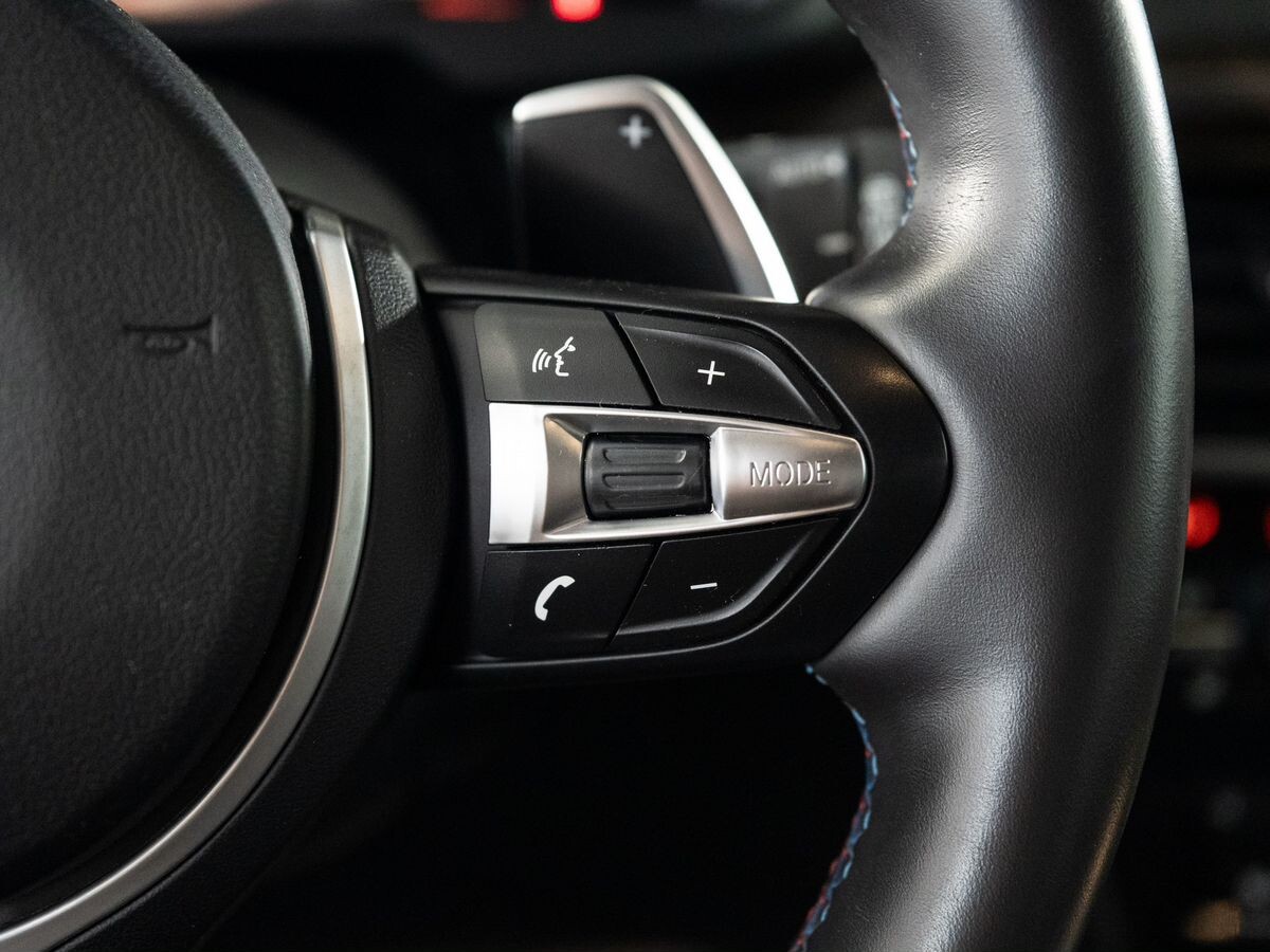 BMW X5 2016 - фото автомобиля