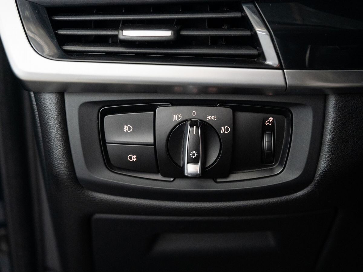 BMW X5 2016 - фото автомобиля