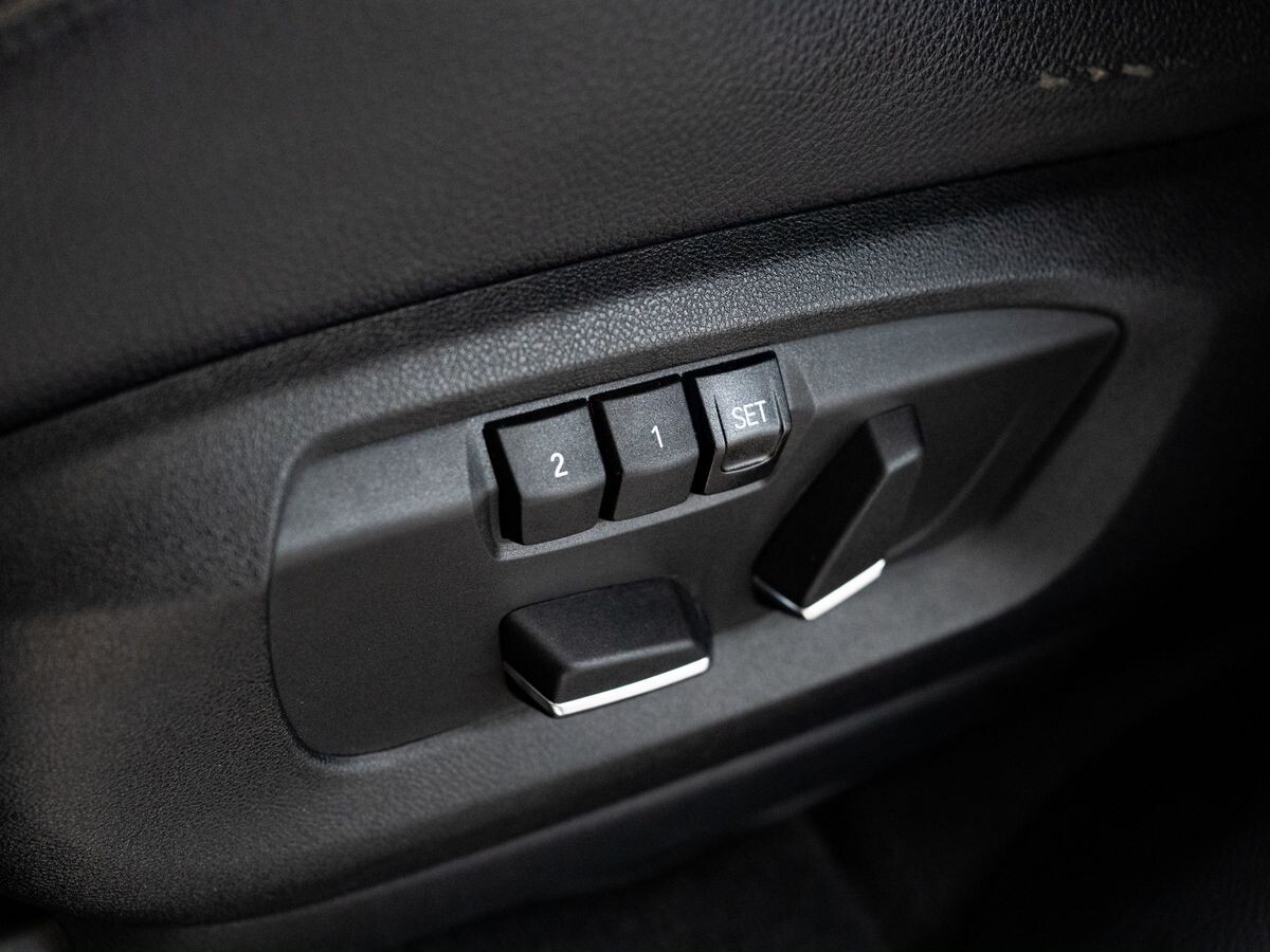 BMW X5 2016 - фото автомобиля