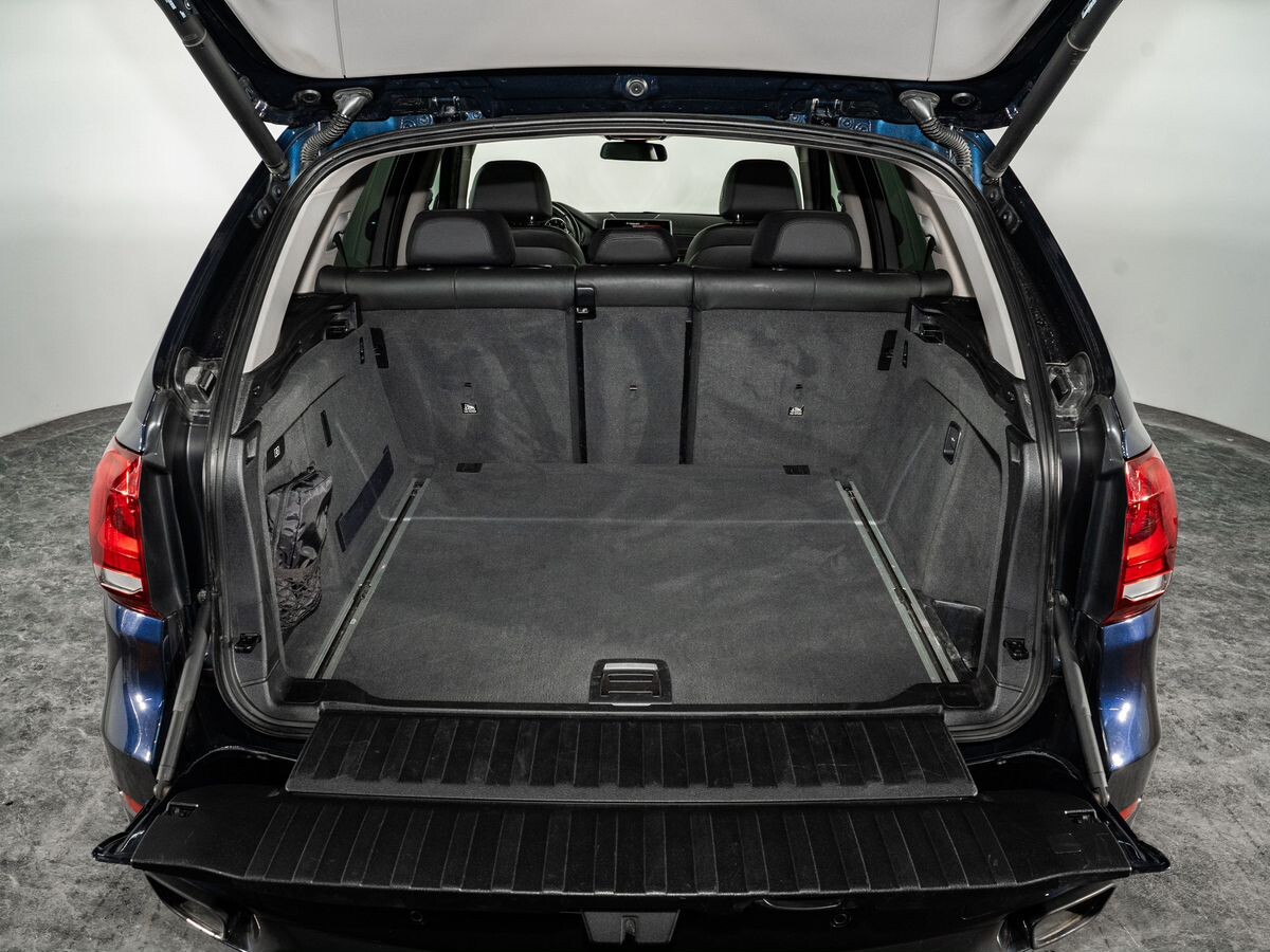 BMW X5 2016 - фото автомобиля